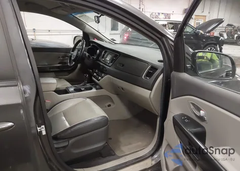 2017 Kia Sedona Lx из США, поврежденный, VIN KNDMB5C17H6239745